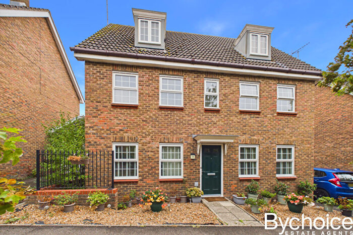 5 Bedroom Detached House For Sale In Sperling Drive, Haverhill, Suffolk, CB9
