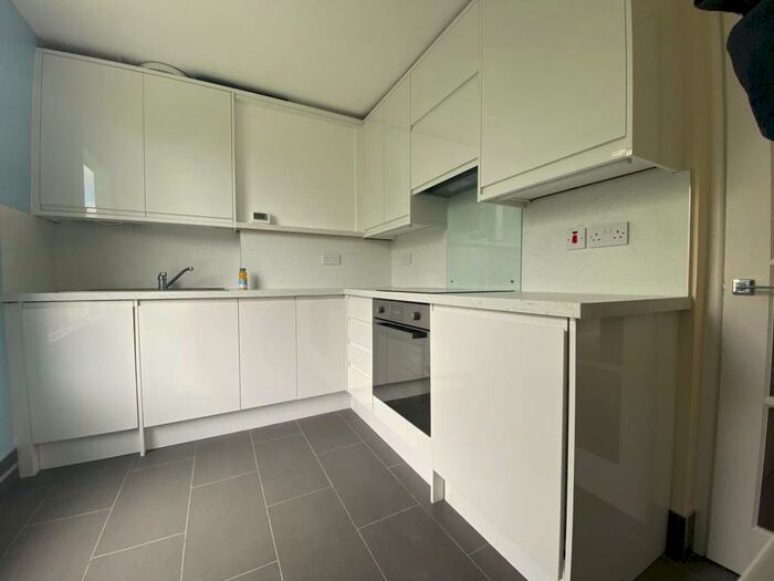 1 Bedroom Flat To Rent In Clyde Road, Croydon, CR0