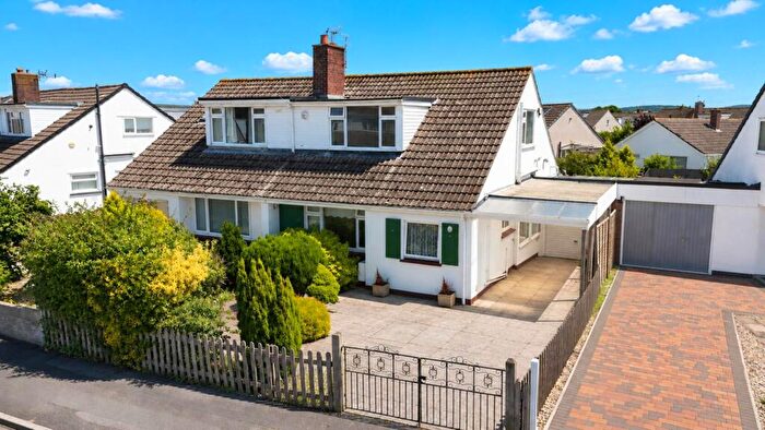 4 Bedroom Semi-Detached House For Sale In Garsdale Road, Milton, BS22