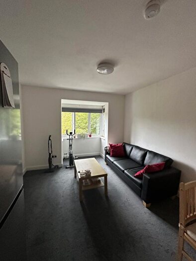 1 Bedroom Property To Rent In St Giles Court, Bullsmoor Lane, Enfield, EN1