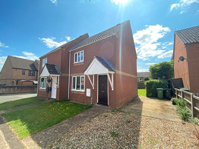 2 Bedroom Semi-Detached House To Rent In Blenheim Way, Watton, IP25