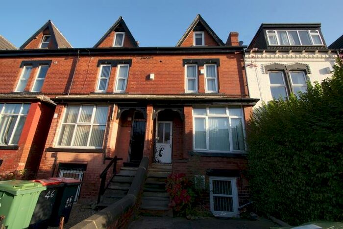 5 Bedroom Terraced House To Rent In Brudenell Mount, Hyde Park, Leeds, LS6
