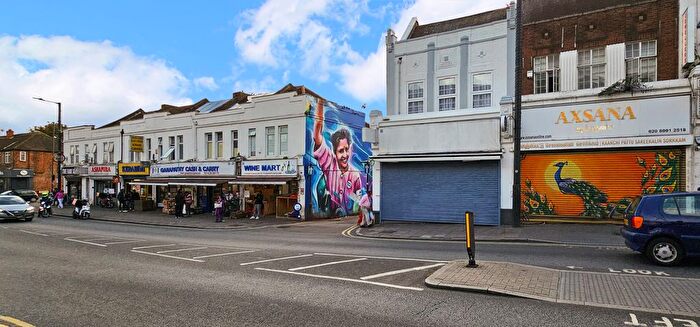 4 Bedroom Flat To Rent In Ealing Road, Wembley, HA0