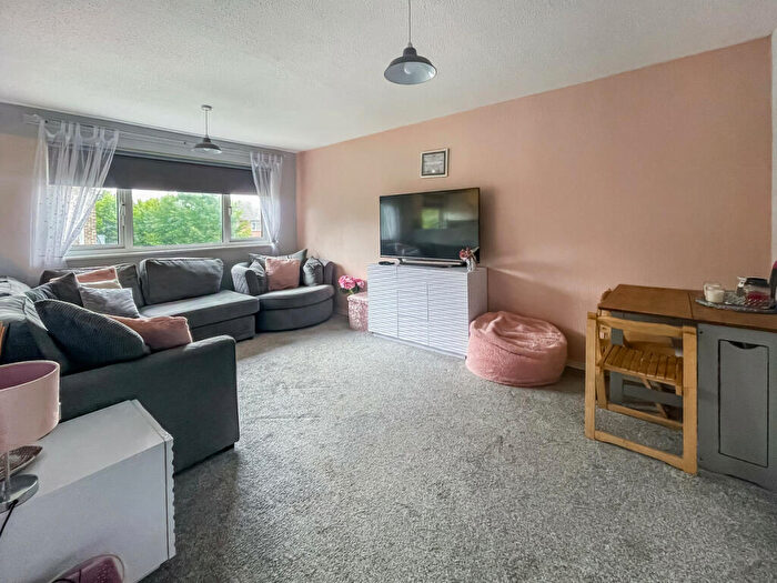 1 Bedroom Apartment To Rent In Stoney Lane, Shoreham-by-sea, BN43