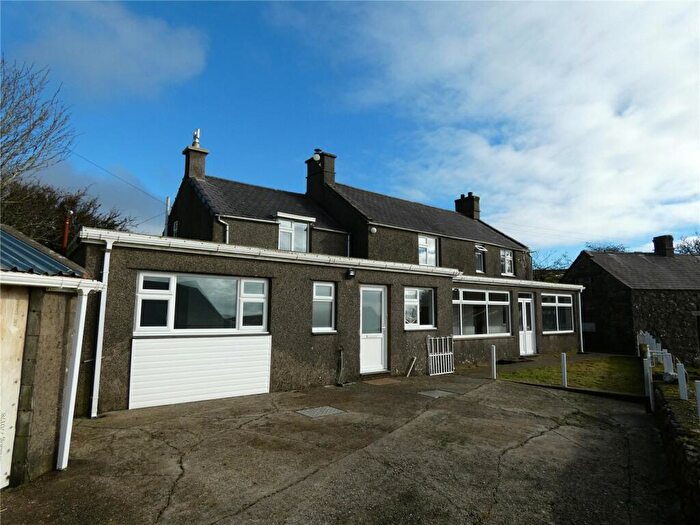 4 Bedroom Detached House To Rent In Clynnogfawr, Caernarfon, Gwynedd, LL54