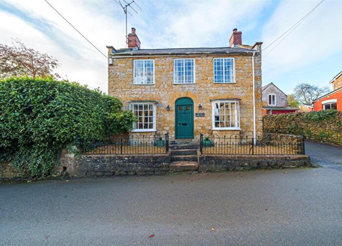 3 Bedroom Semi Detached House For Sale In Bridge Street, Netherbury, Bridport, DT6