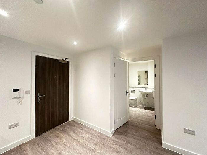 1 Bedroom Apartment To Rent In Green Street, Birmingham, B12