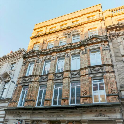 2 Bedroom Apartment To Rent In Suffolk House, Silver Street, Hull, HU1