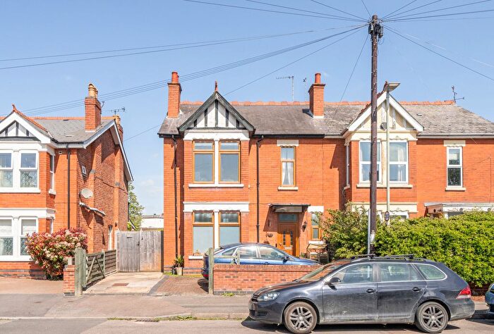 4 Bedroom Semi Detached House For Sale In Robinson Road, Gloucester, Gloucestershire, GL1
