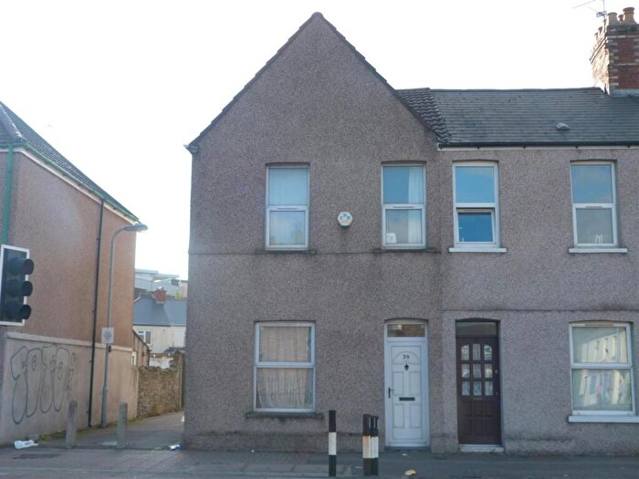 6 Bedroom House To Rent In Cathays Terrace, CF24