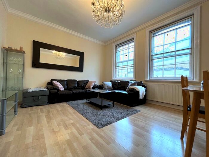 2 Bedroom Flat To Rent In Hanover Gate Mansions, Park Road, Regents Park, NW1