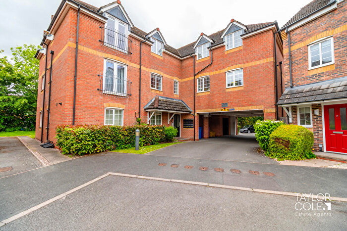 2 Bedroom Apartment For Sale In Birchfield Close, Tamworth, B77