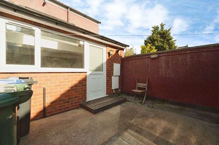 1 Bedroom Maisonette To Rent In Cromwell Road, Grimsby, Lincolnshire, DN31