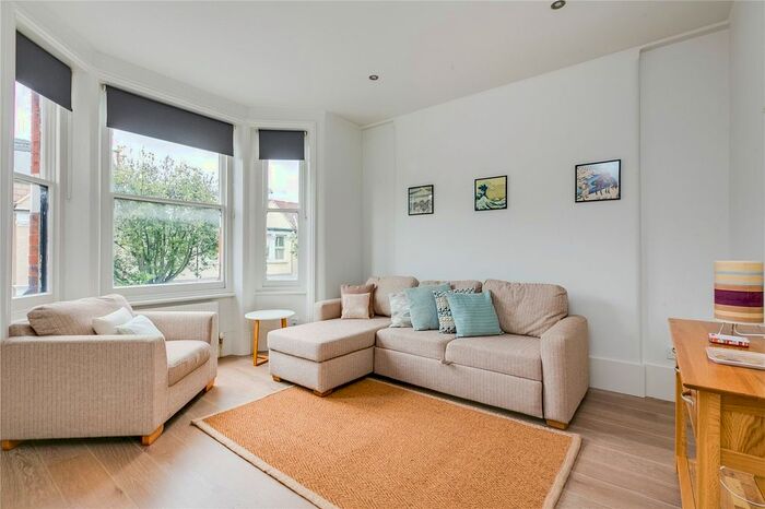 1 Bedroom Flat To Rent In Kingwood Road, London, SW6