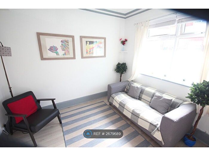 5 Bedroom Terraced House To Rent In Harold Road, Southsea, PO4