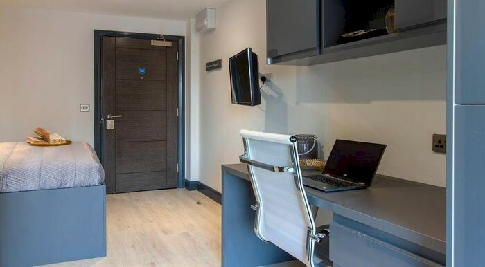 Studio To Rent In St. Columbas Close, Coventry, CV1