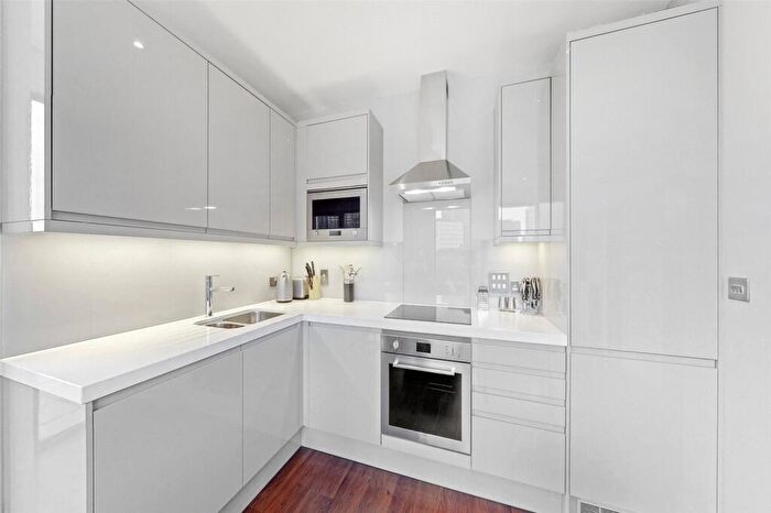 1 Bedroom Flat For Sale In Avalon Point - Orchard Wharf, E14