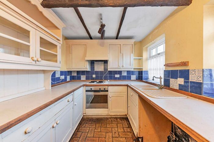 2 Bedroom Cottage For Sale In High Street, Barkway, SG8