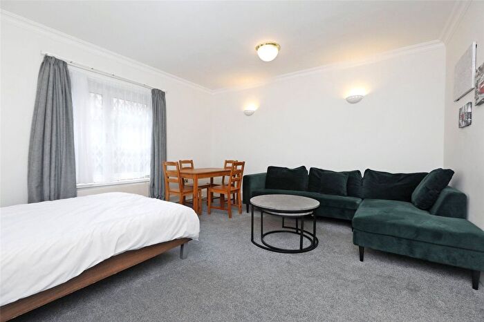 2 Bedroom Flat To Rent In Barter Street, London, WC1A
