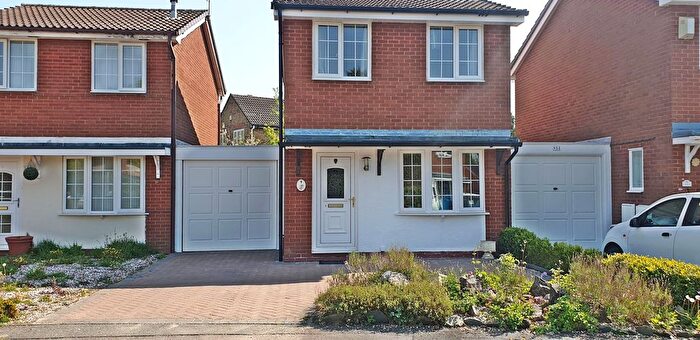 2 Bedroom Link Detached House To Rent In Hazelborough Close, Birchwood, WA3