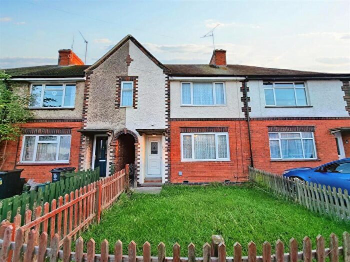 2 Bedroom Terraced House To Rent In Highfield Road, Rushden, Northants, NN10