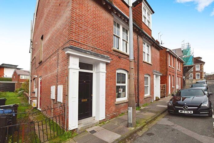 2 Bedroom Maisonette To Rent In Barnard Street, Salisbury, SP1