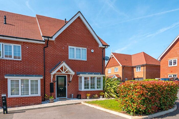 3 Bedroom End Of Terrace House For Sale In Ledger Gardens, Reigate, RH2