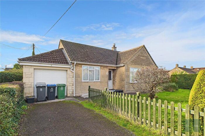 2 Bedroom Bungalow For Sale In Orchard Drive, Southwick, BA14