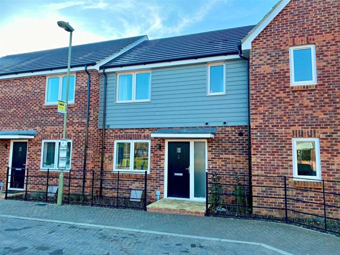 3 Bedroom Terraced House To Rent In Thomas Hunt Row, Abbotswood Common Road, Romsey, Hampshire, SO51