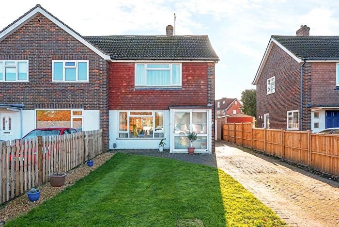 2 Bedroom Semi Detached House For Sale In Fairlands Avenue, Fairlands, Guildford, GU3