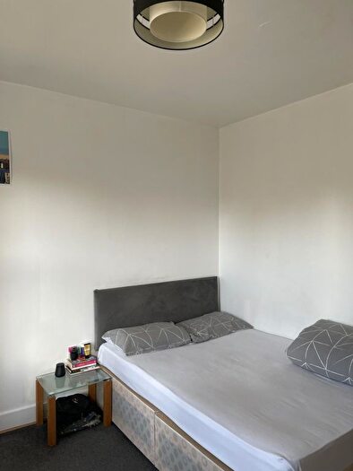 Studio To Rent In Hounslow, Middlesex, TW3