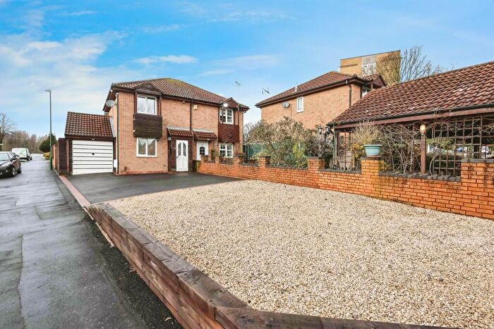 2 Bedroom Semi Detached House For Sale In Kingshurst Way, Birmingham, B37