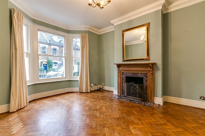 4 Bedroom Semi-Detached House To Rent In Upham Park Road, Bedford Park, W4
