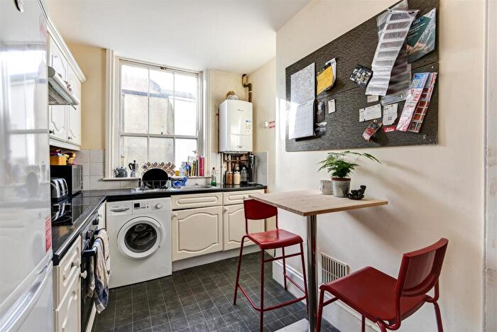 4 Bedroom Flat To Rent In North Road, Brighton, BN1