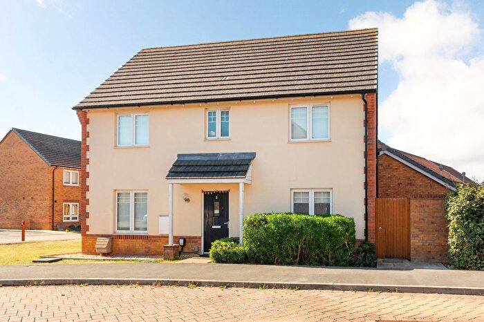 4 Bedroom Detached House To Rent In Barn Owl Way, Didcot, OX11