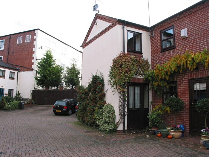 2 Bedroom End Of Terrace House For Sale In Millside Court, Bewdley, DY12