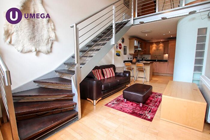 2 Bedroom Apartment To Rent In Lochend Road, Lochend, Edinburgh, EH6