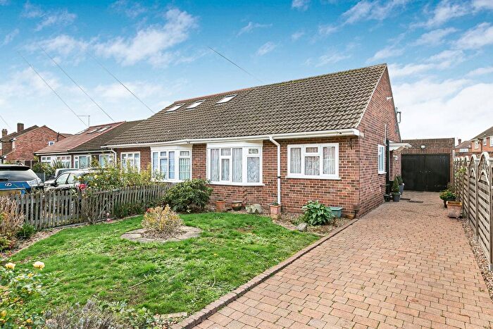 2 Bedroom Bungalow For Sale In Conway Road, Feltham, TW13