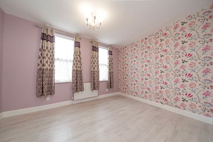 5 Bedroom Semi-Detached House To Rent In Richmond Park Road, Kingston Upon Thames, KT2