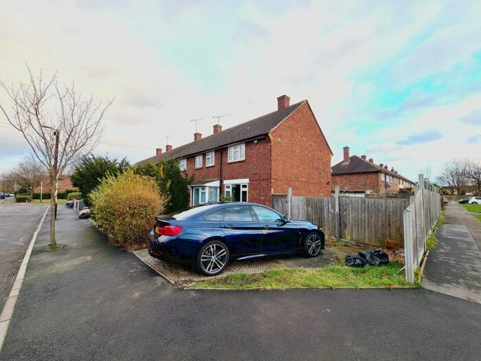2 Bedroom Detached House To Rent In Wednesbury Gardens, Romford RM3