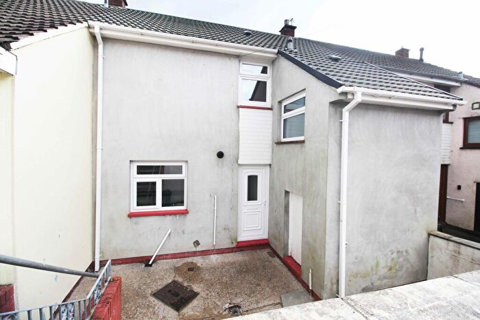 2 Bedroom Terraced House To Rent In Maple Court, Tonyrefail, CF39