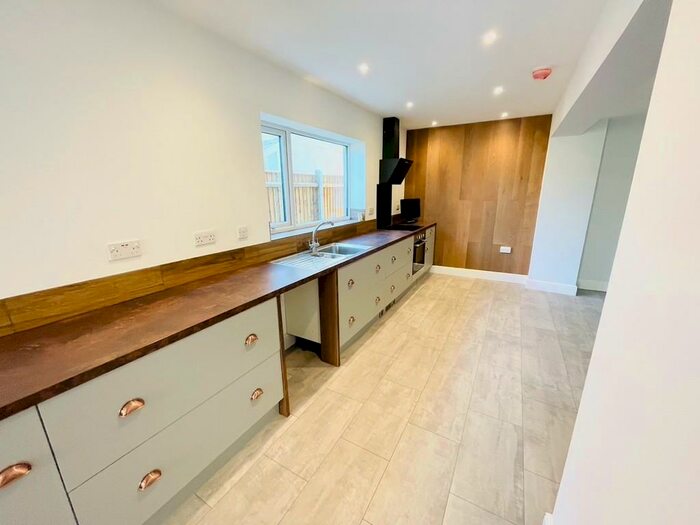 2 Bedroom Ground Flat To Rent In A St. Georges Road, NR33