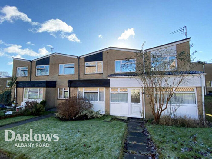 3 Bedroom Terraced House For Sale In Chapel Wood, Cardiff, CF23