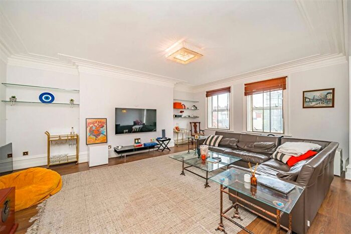 2 Bedroom Flat To Rent In Park Mansions, South Kensington, SW1X