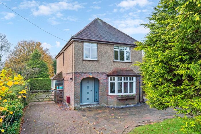 3 Bedroom Detached House For Sale In Botley Road, Chesham, Buckinghamshire, HP5
