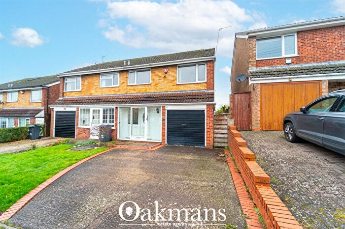 3 Bedroom Semi-Detached House For Sale In The Dell, Northfield, Birmingham, West Midlands, B31