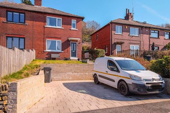 3 Bedroom Semi Detached House For Sale In Blaithroyd Lane, Halifax, HX3