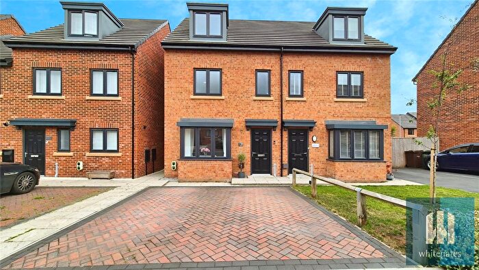 3 Bedroom Semi-Detached House For Sale In Keepers Rise, Hemsworth, Pontefract, West Yorkshire, WF9