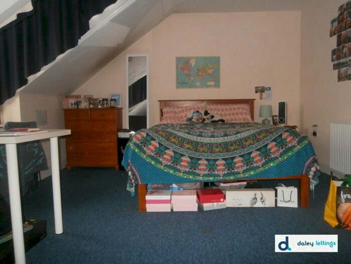 6 Bedroom Terraced House To Rent In Heaton Hall Road, Heaton, NE6