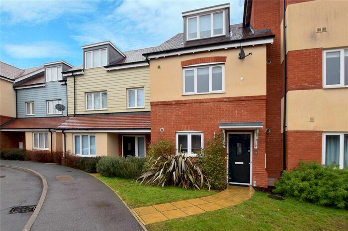 4 Bedroom Terraced House To Rent In Aurora Close, Watford, Hertfordshire WD25